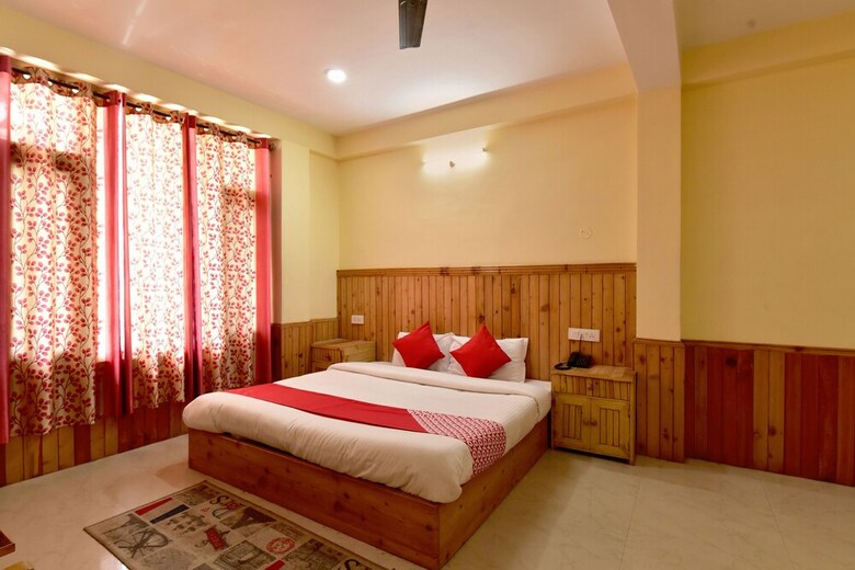 Oyo 16988 Hotel White Orchid