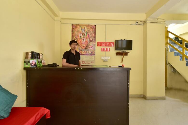 Oyo 16988 Hotel White Orchid