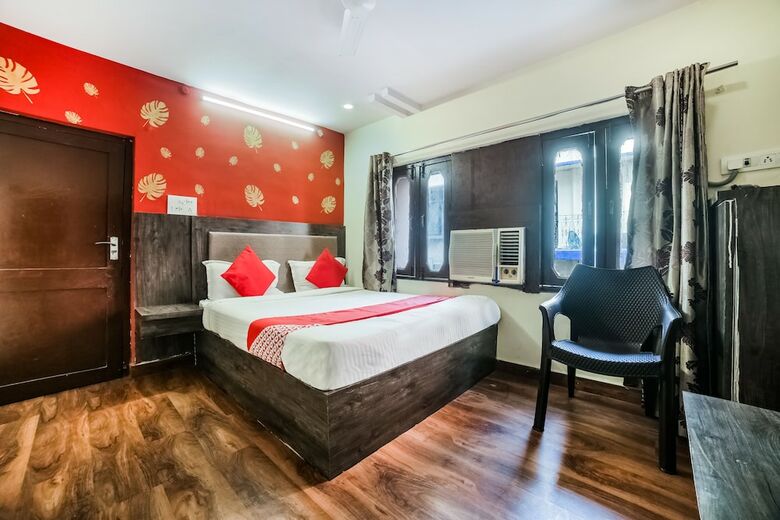 Oyo 28783 Hotel Vaishali