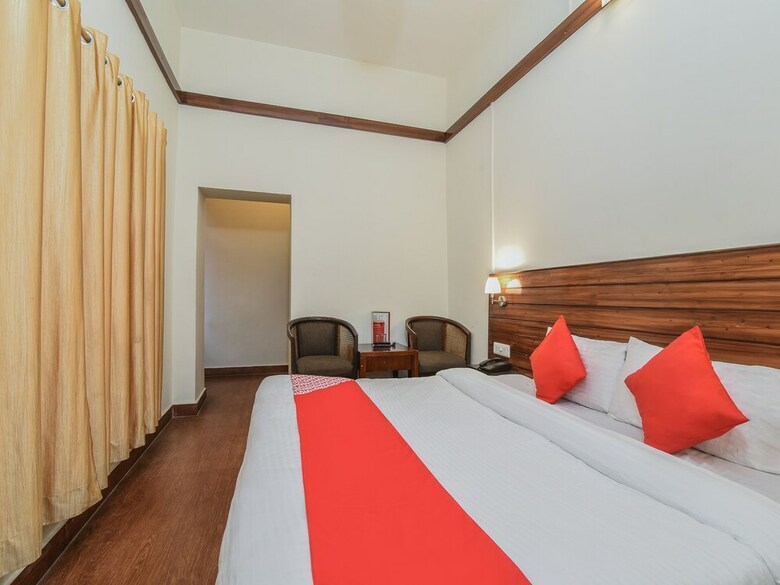 Oyo 13410 Hotel Sunflower