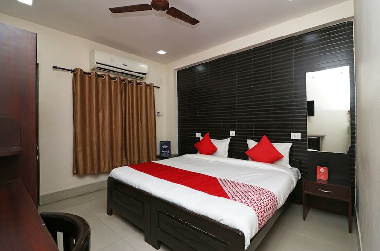 Hotel Oyo 23635 Sher E Bengal