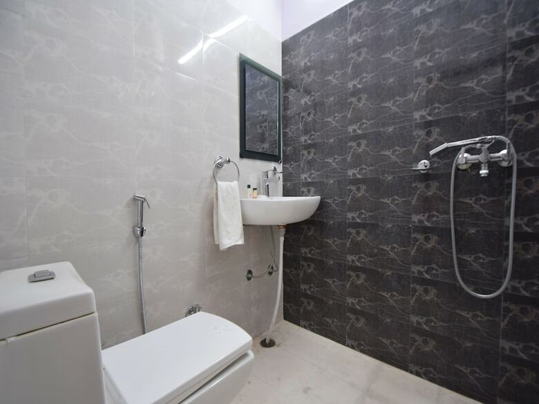 Hotel Oyo 23553 Padamgarh Residency