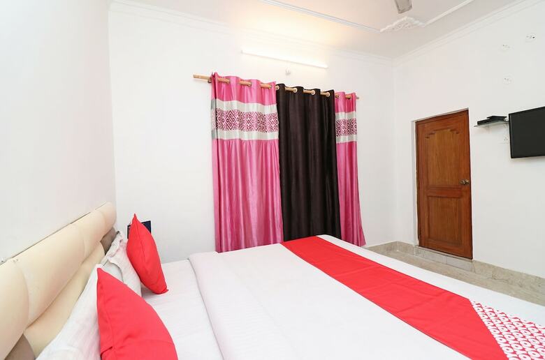 Oyo 24137 Hotel Himalayan Village