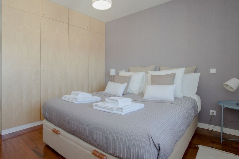 Liiiving - Bright Light Apartment