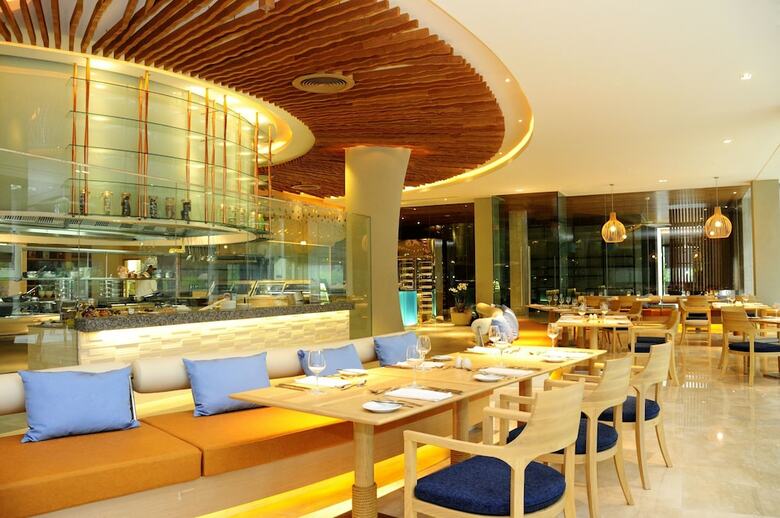 Apartamento Renaissance Phuket Resort & Spa