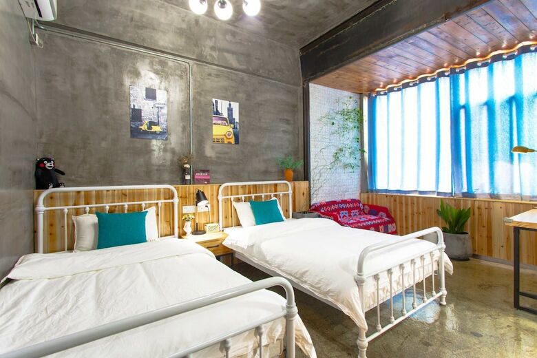 Hostal Tunxi Old Street Homestay
