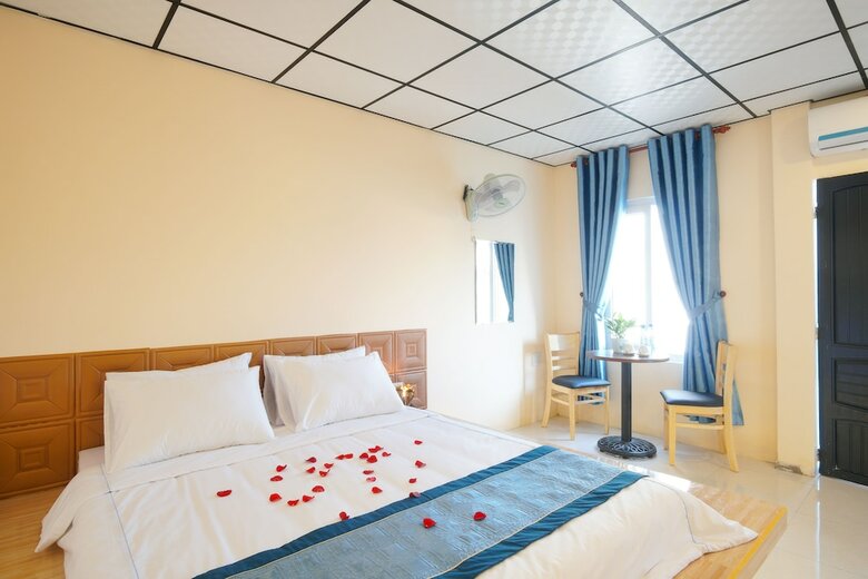 7s Hotel Sapphire Hue