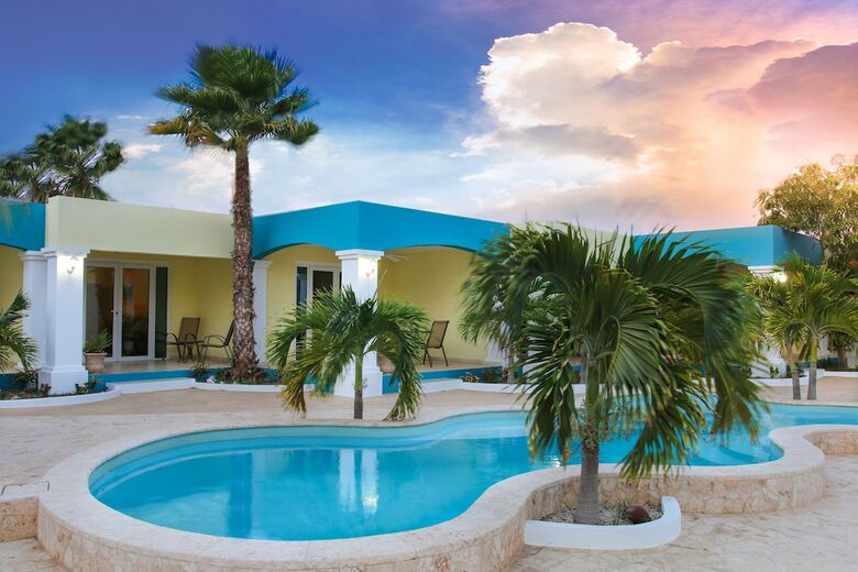 Hotel Aqua Viva Suites