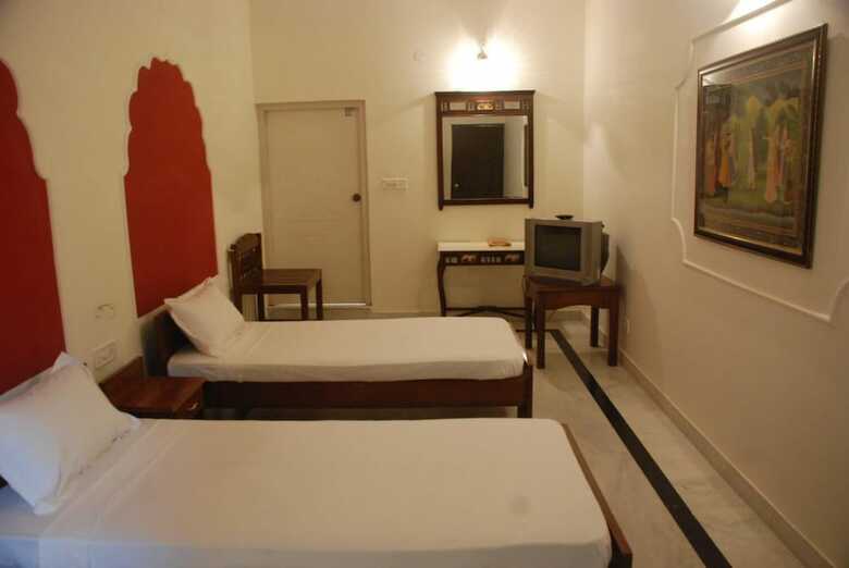 Hotel Welcomheritage Kalyan Bhawan