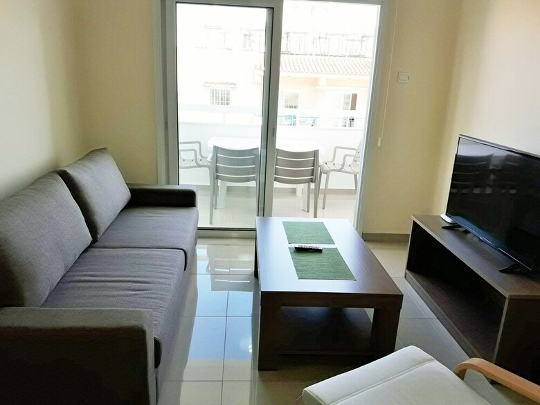 Apartamentos 44 Tsimintia Court