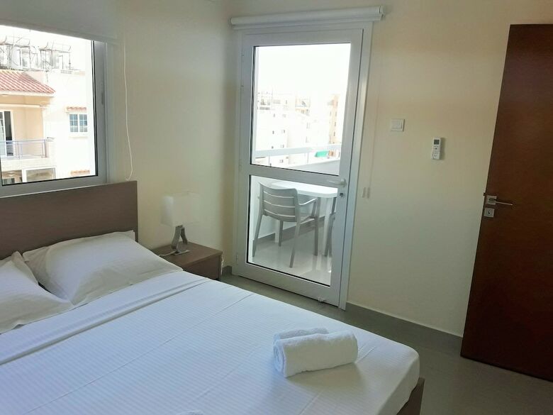 Apartamentos 44 Tsimintia Court