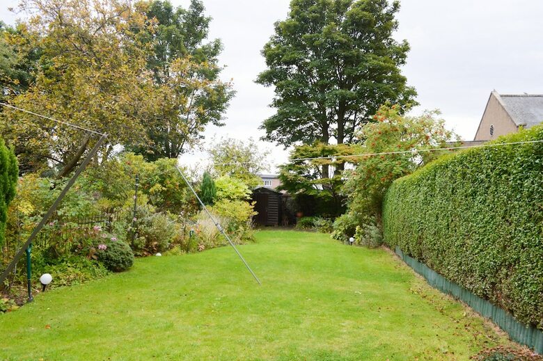 3 Bedroom Family Home With Garden