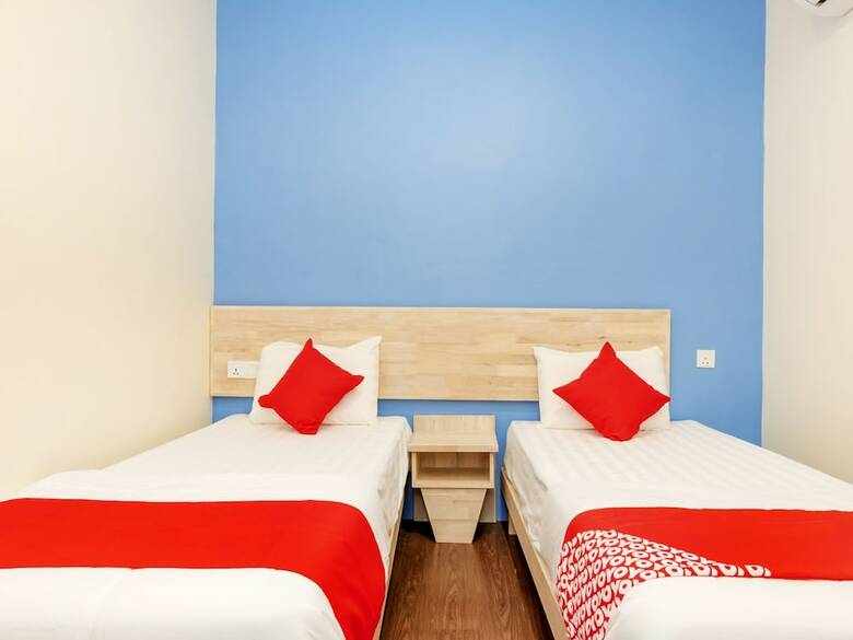 Oyo 778 Bmw 2 Hotel