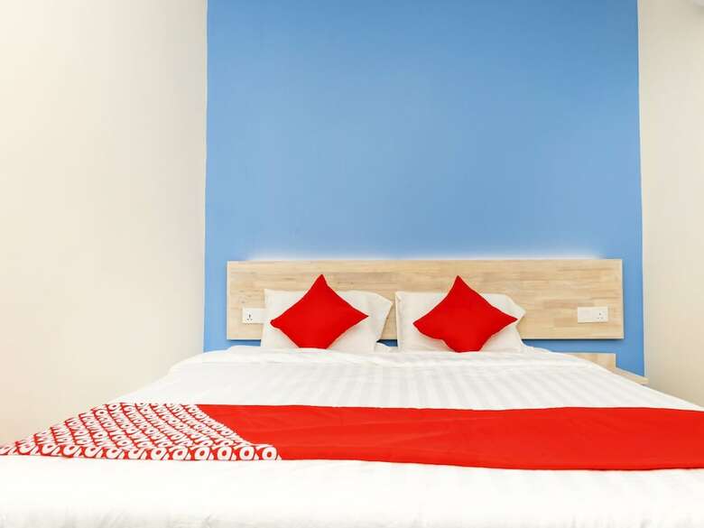 Oyo 778 Bmw 2 Hotel