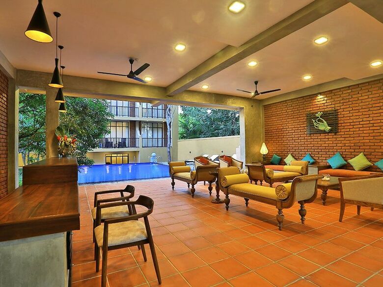 Hotel Lily's Resort