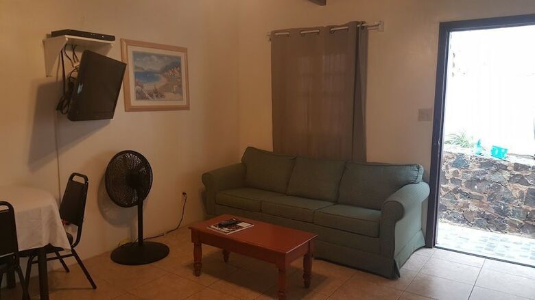 Hotel Sunset Gardens Guesthouse