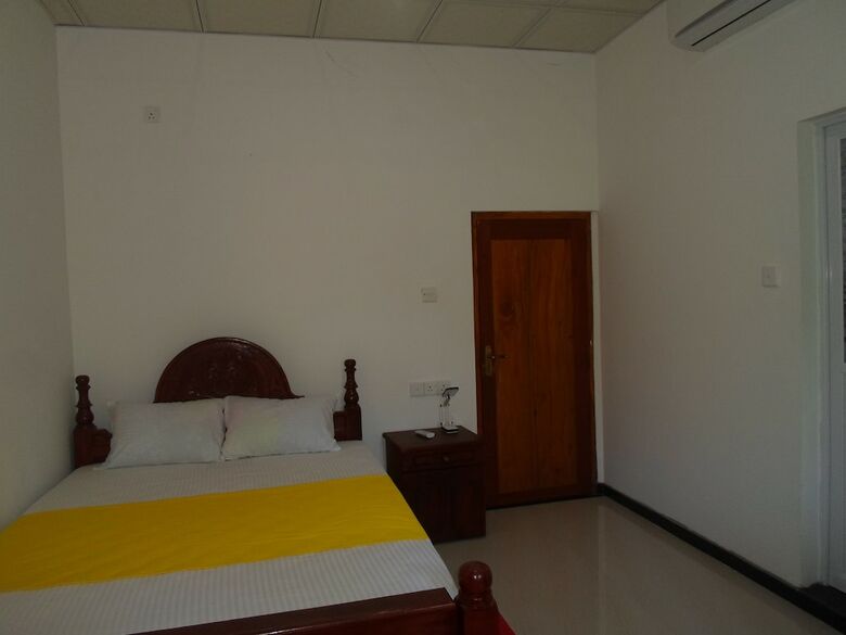 Hotel Amada Lake View Homestay
