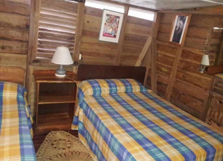 Hotel Secret Cabins At Firefly Beach