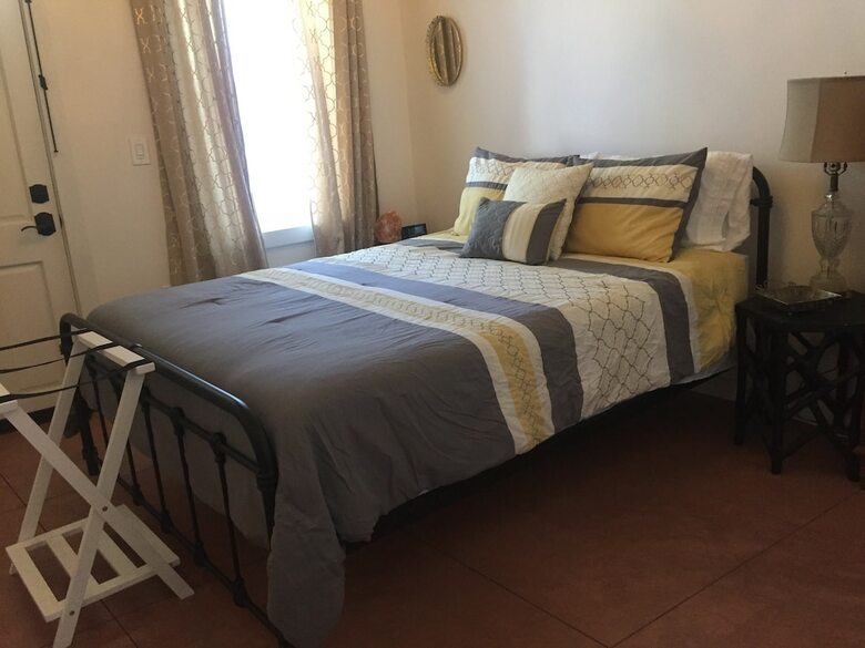 Hotel Painted Lady Bed & Brew