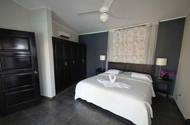 Villa Residencial Casa Linda