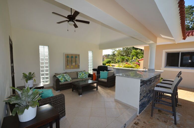 Villa Residencial Casa Linda