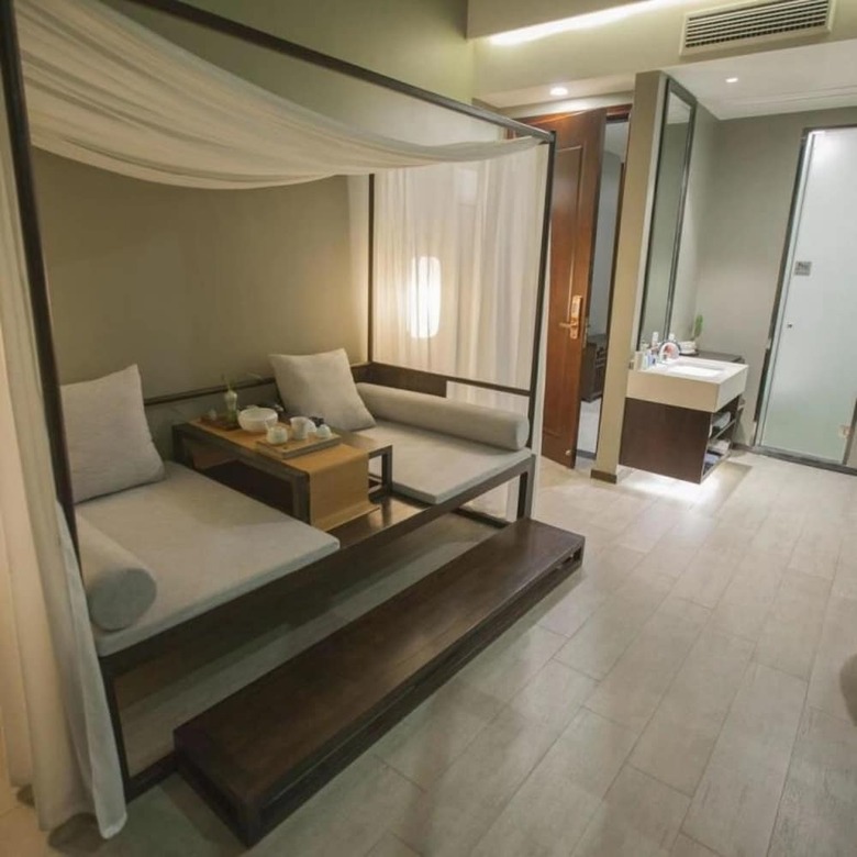 Floral Hotel Fenghuang Molan Riverview