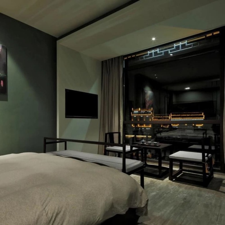 Floral Hotel Fenghuang Molan Riverview