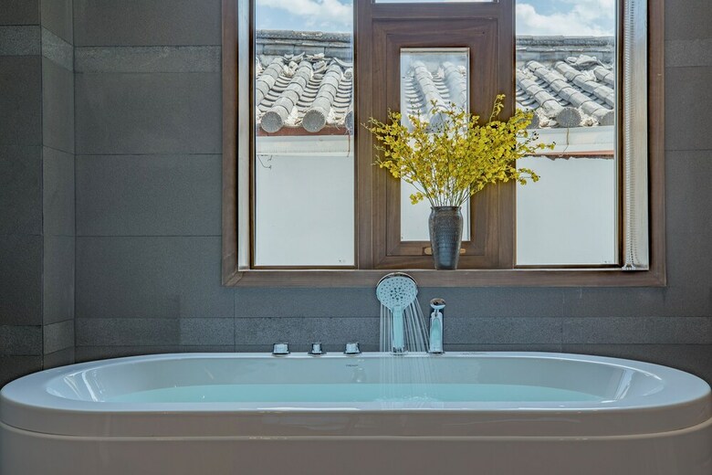 Floral Hotel Lijiang Qinyuan