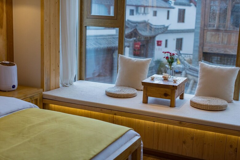 Posada Floral Hotel Lijiang Lakeside Inn