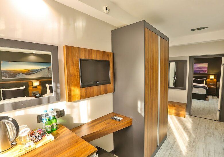 Hotel Azra Suite Otel