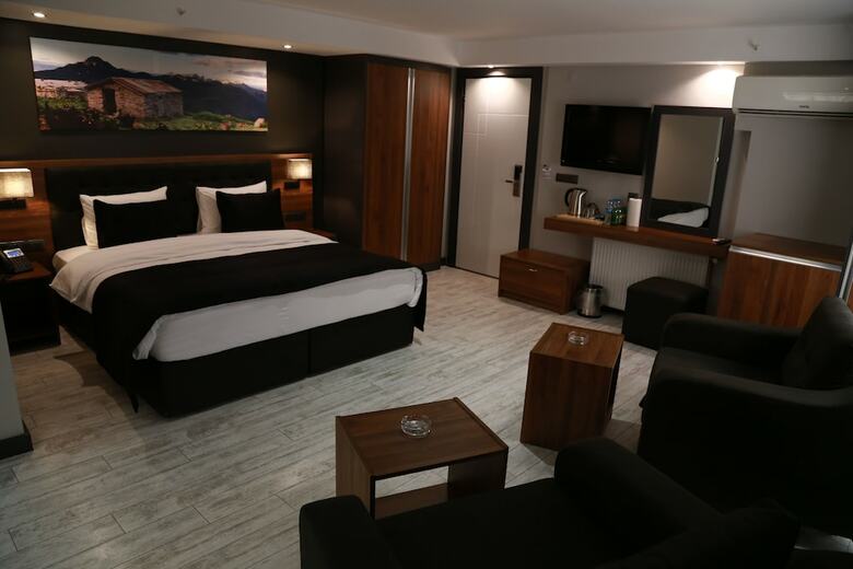 Hotel Azra Suite Otel