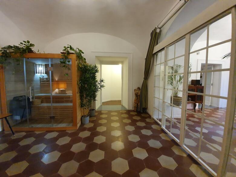 Bed & Breakfast Spanish Palace Rooms, Apartment & Terrace