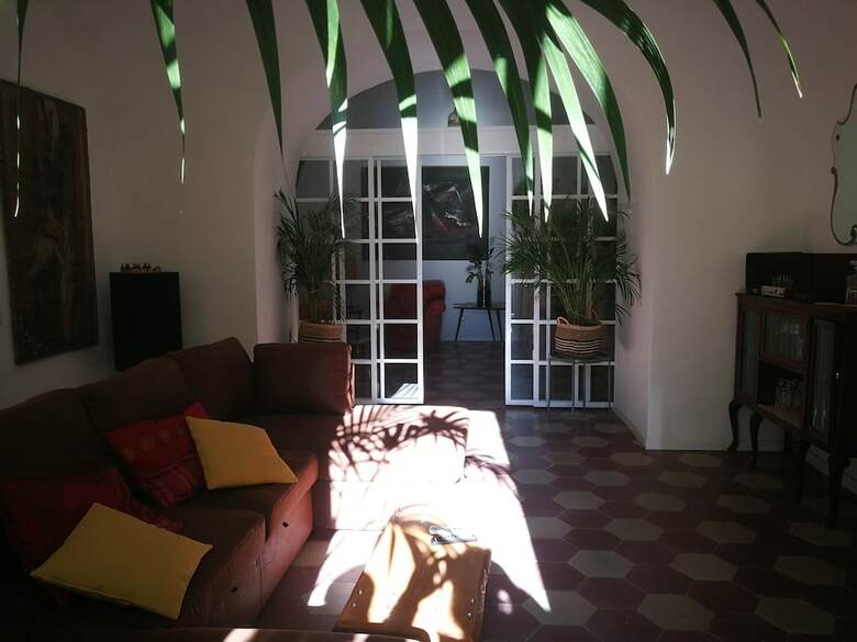 Bed & Breakfast Spanish Palace Rooms, Apartment & Terrace