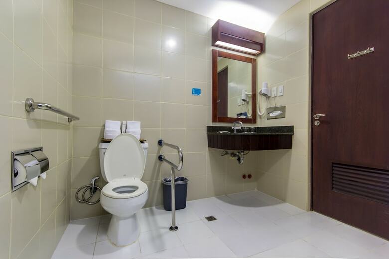 Hotel Microtel By Wyndham Mall Of Asia