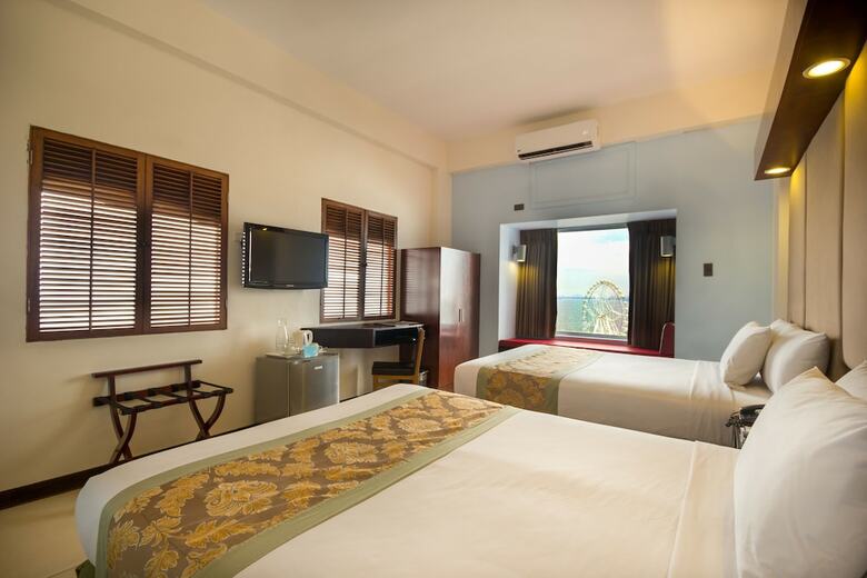 Hotel Microtel By Wyndham Mall Of Asia