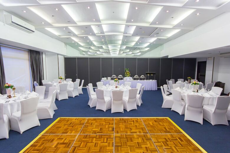 Hotel Microtel By Wyndham Mall Of Asia