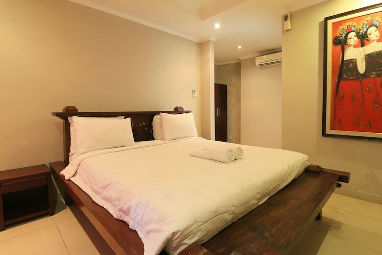 Hotel Akarsa Residence