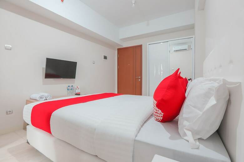 Hotel Oyo 498 Green Lake View Ciputat