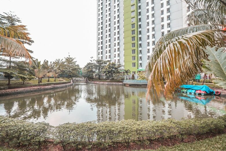 Hotel Oyo 498 Green Lake View Ciputat