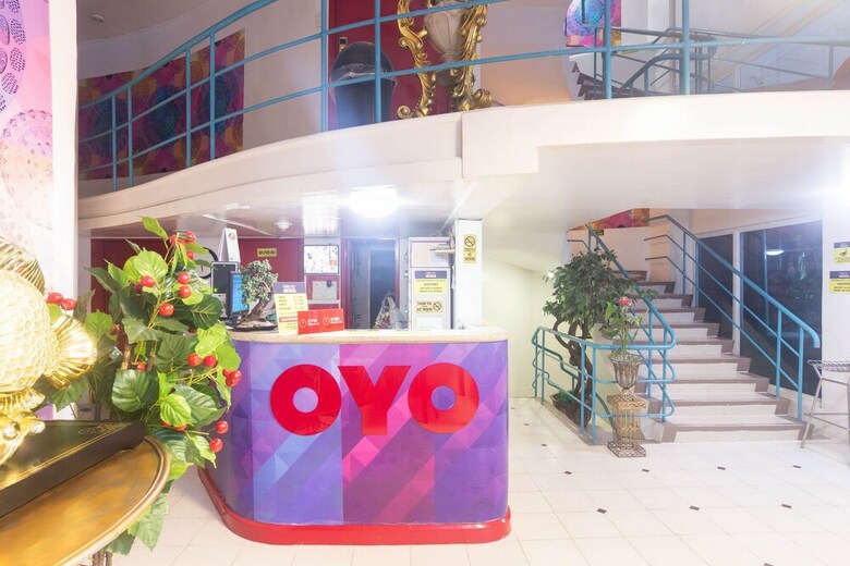 Hotel Oyo 155 Europa Breakfast And Bed