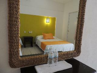 Hotel Concierge Plaza San Rafael