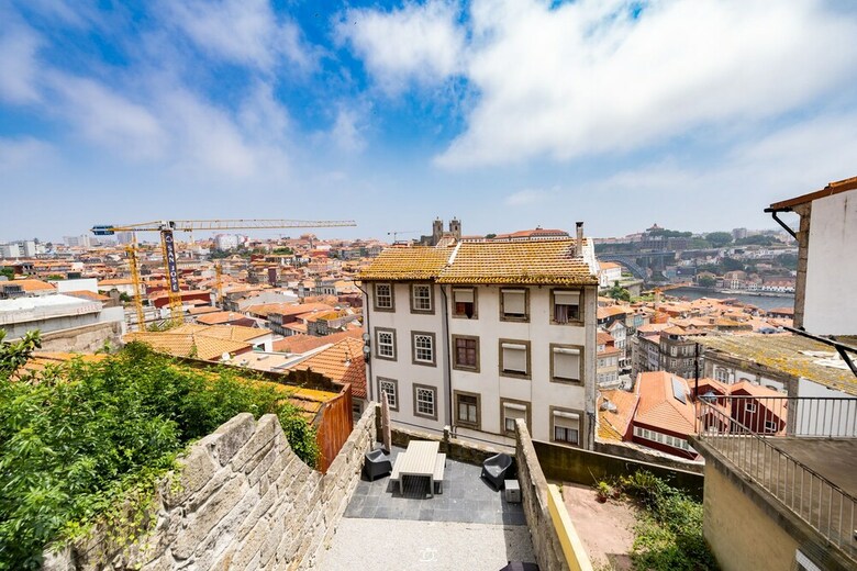 Apartamentos Merc Porto Vitoria