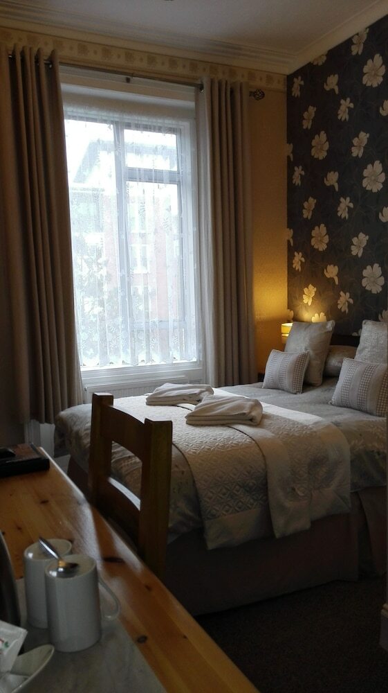 Hotel Braeside Guesthouse