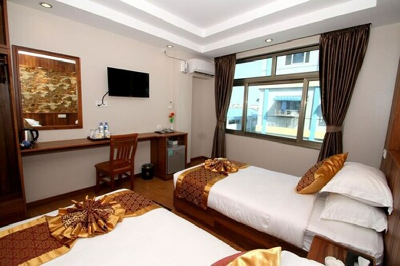 Gemsy Hotel