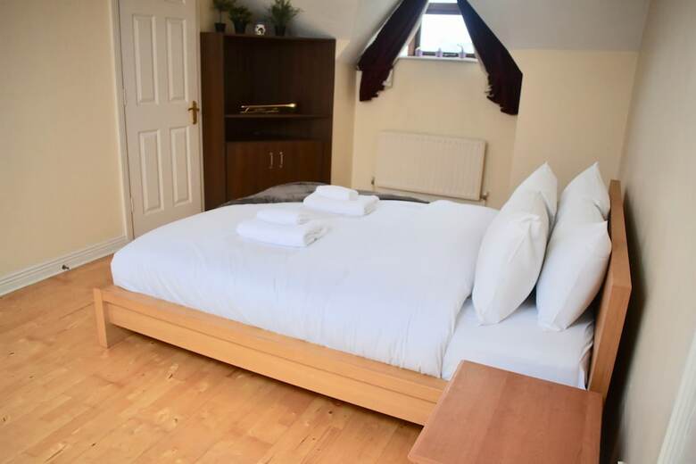 Bright 3 Bedroom House In Central Dublin