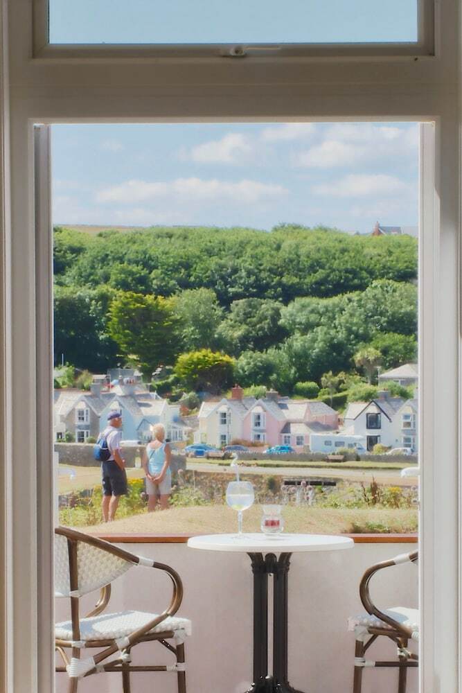 Atlantic House Hotel
