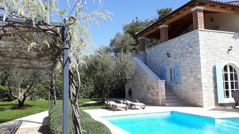 Villas Vabriga