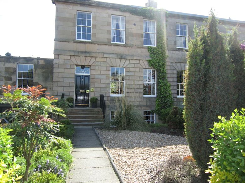 Bed & Breakfast Georgian Guest House