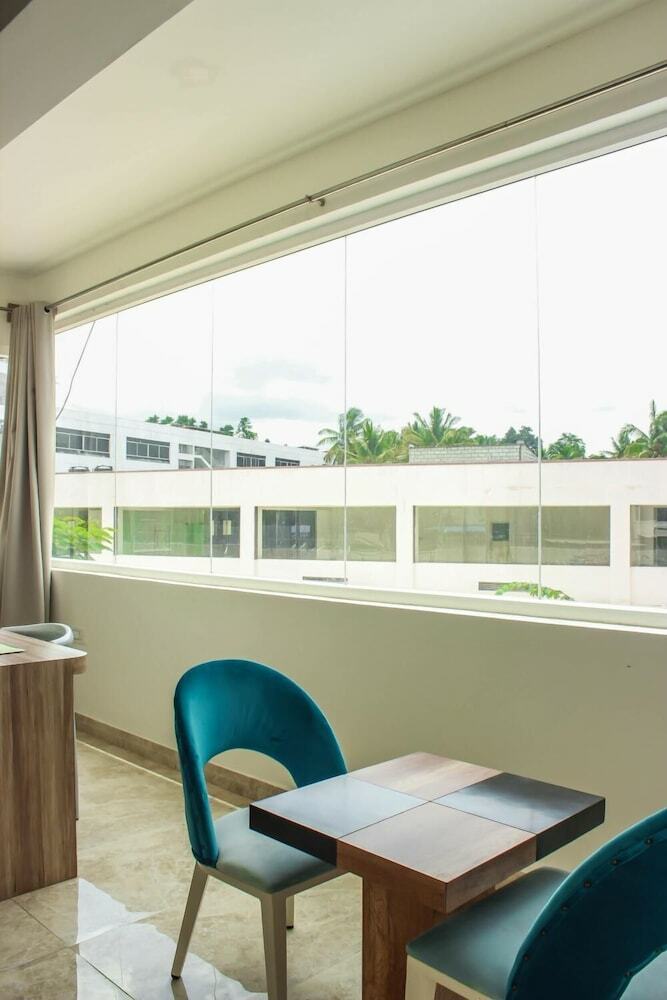 Rest Inn Skr A Petrichor Hotel