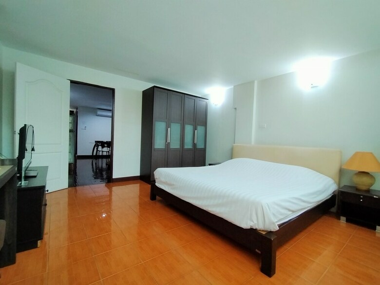 Hotel Le Vanvarothai Saladaeng Residence